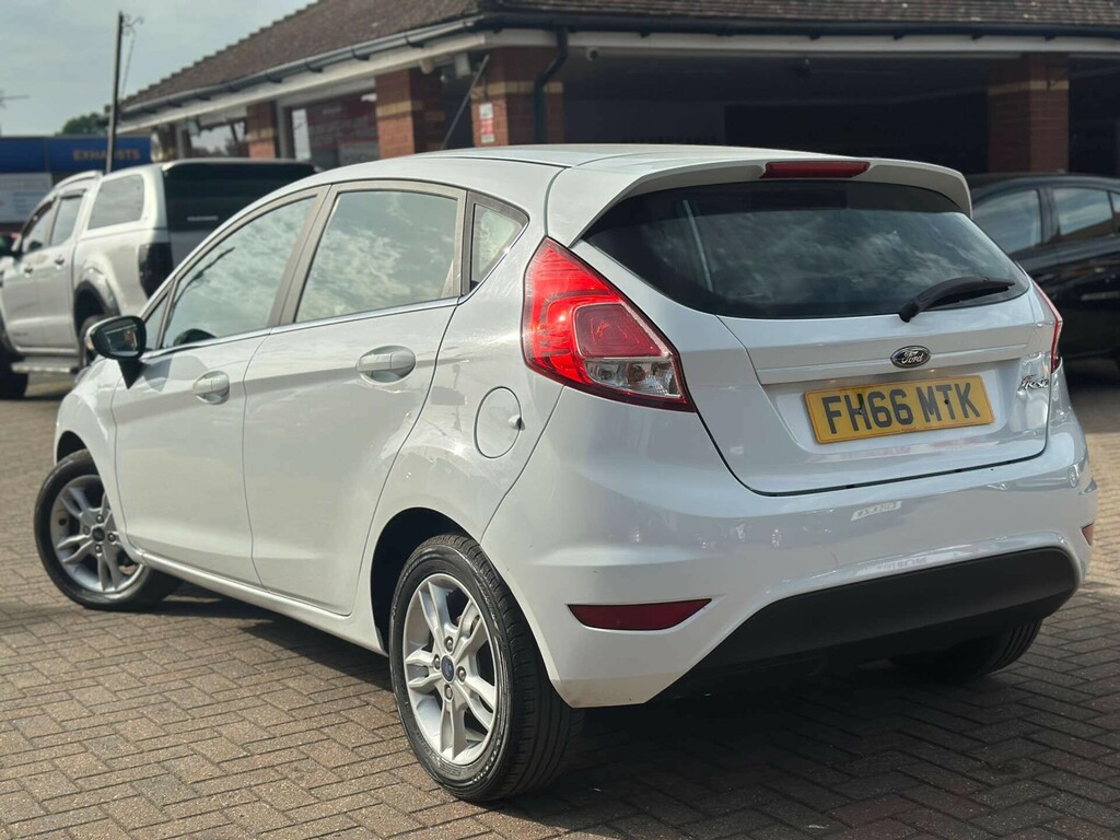 Ford Fiesta 1.2 Zetec FH66MTK White #3