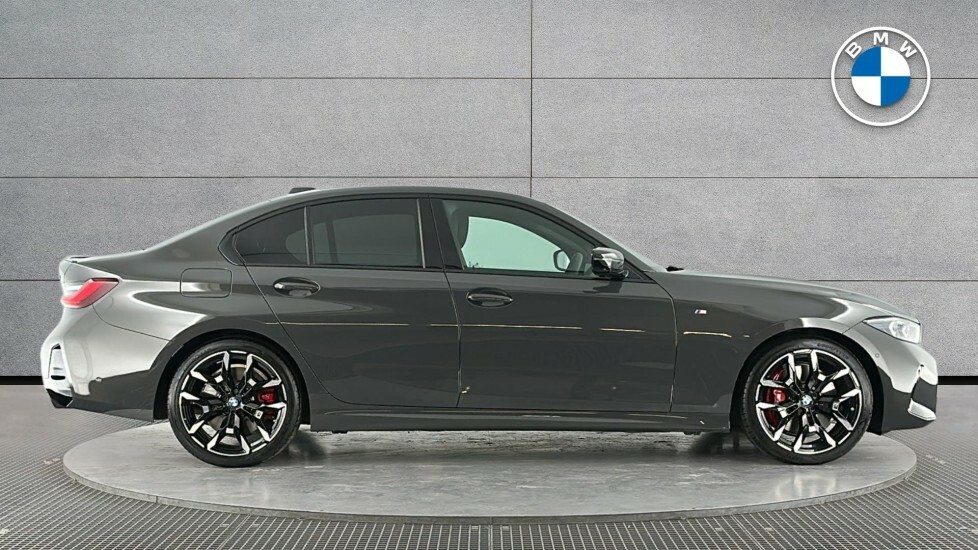 BMW 3 Series 320I M Sport Saloon YB75FUE #3
