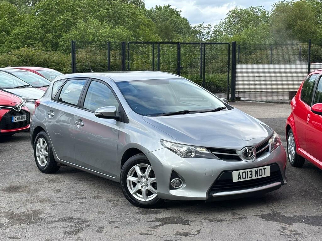 Toyota Auris 1.4 D-4d Active Euro 5 Ss Grey
