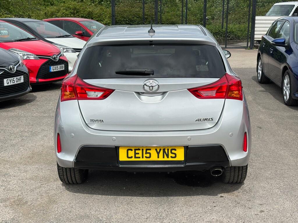 Toyota Auris 1.6 V-matic Excel Euro 5 Silver #5