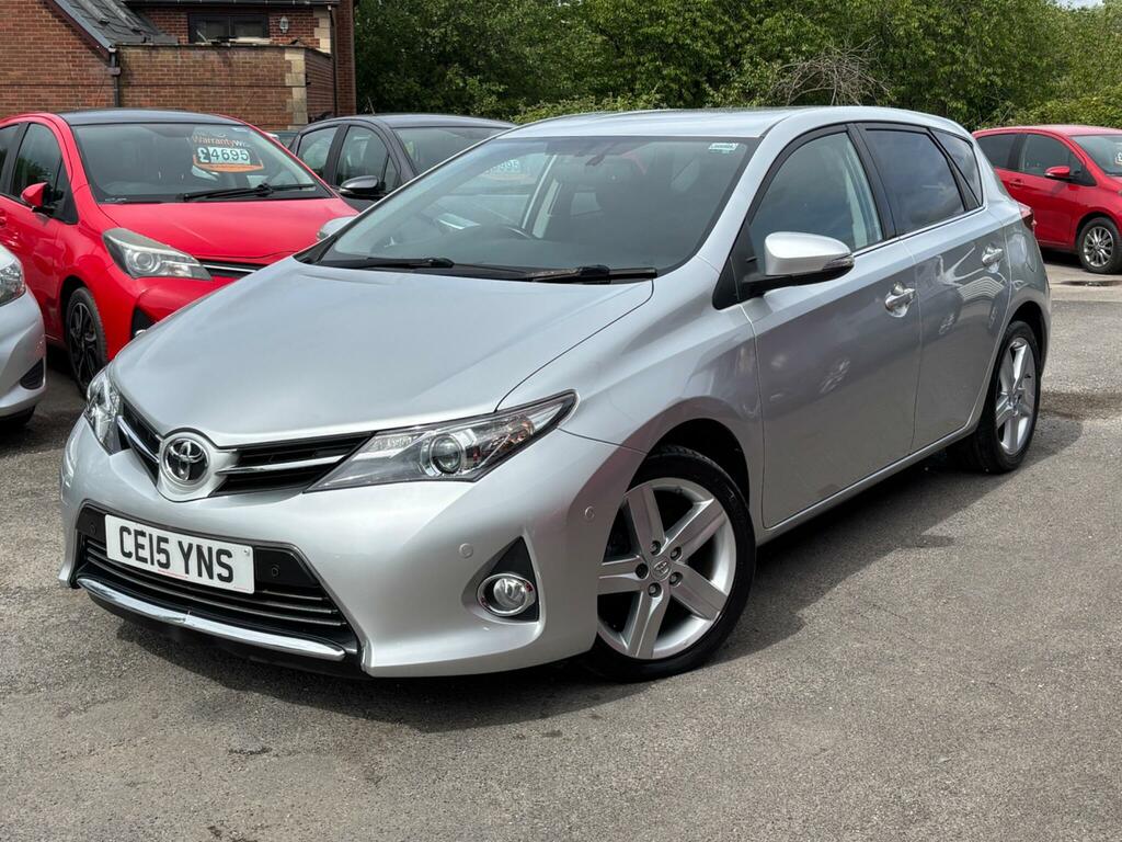 Toyota Auris 1.6 V-matic Excel Euro 5 Silver #3