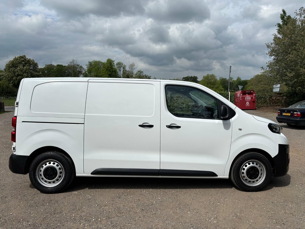 Peugeot E-Expert E 1000 50Kwh S Standard Panel Van 6Dr Aut White #2