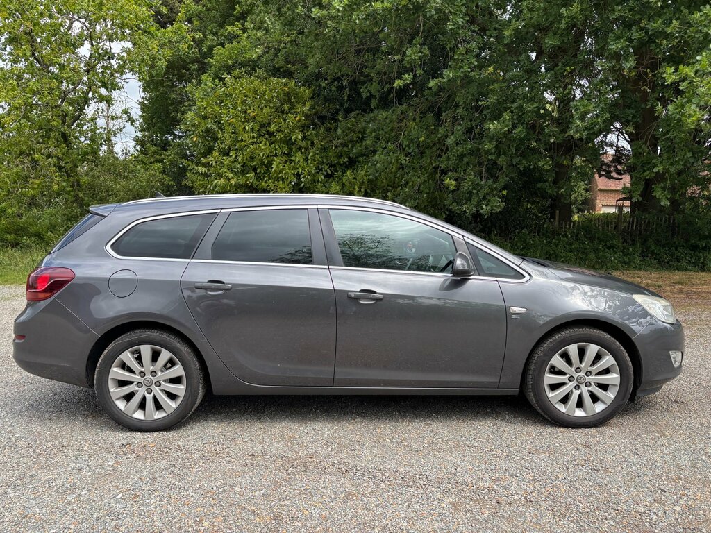Vauxhall Astra 1.7 Cdti Ecoflex Se Sports Tourer Manua FE12NWL Grey #2
