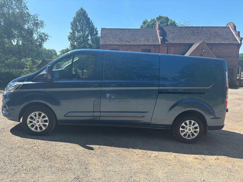Ford Transit Custom 2.0 300 Ecoblue Limited Panel Van Manua YT19ATW Blue #5