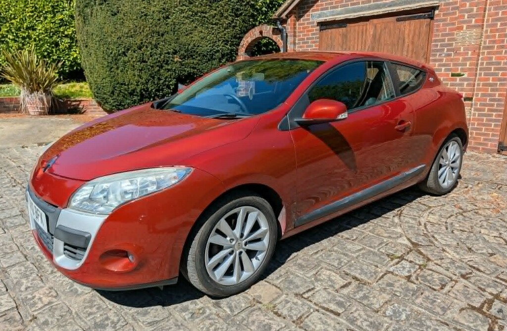 Renault Megane Manual BV10BFK Orange #2