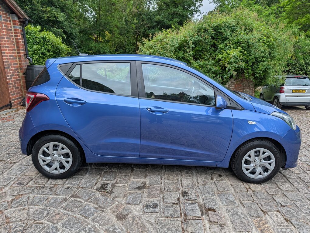 Hyundai I10 Se Blue #2