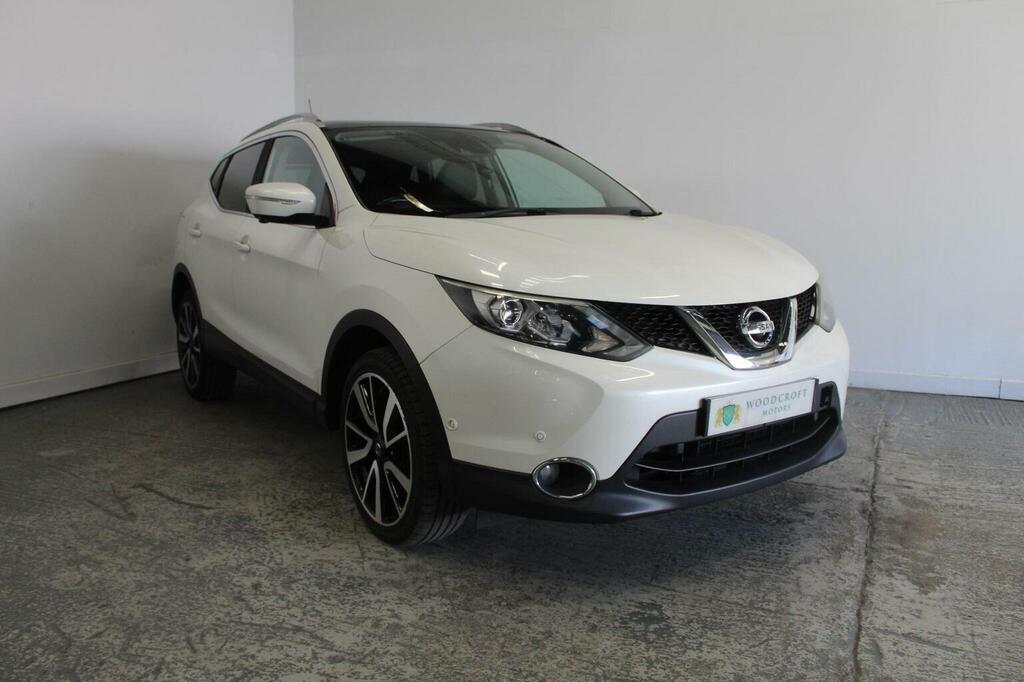 Nissan Qashqai Suv 1.6 Dci Tekna 2Wd Euro 5 Ss 201414 White