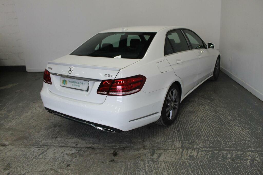 Mercedes-Benz E Class Saloon 2.1 E220 Cdi Se Euro 5 Ss 201463 White #6