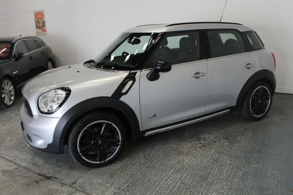 Mini Countryman Suv 1.6 Cooper D All4 Euro 6 Ss 201464 YH64ZGU Silver #4