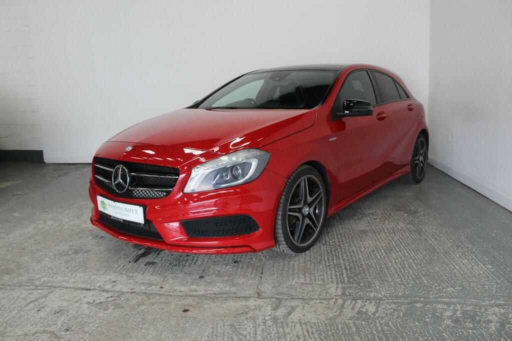 Mercedes-Benz A Class Hatchback 1.8 A200 Cdi Blueefficiency Amg Sport 7G Red #2