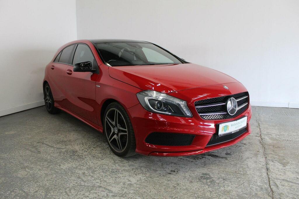 Mercedes-Benz A Class Hatchback 1.8 A200 Cdi Blueefficiency Amg Sport 7G Red
