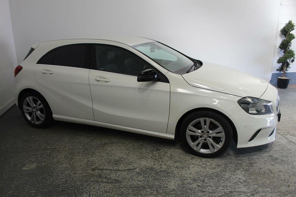 Mercedes-Benz A Class Hatchback 2.1 A200d Sport Executive Euro 6 Ss WM65ULF White #3