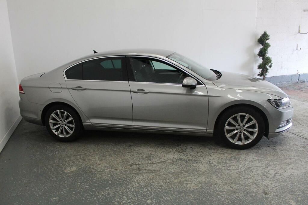 Volkswagen Passat Saloon 2.0 Tdi Bluemotion Tech Se Business Euro 6 Silver #3