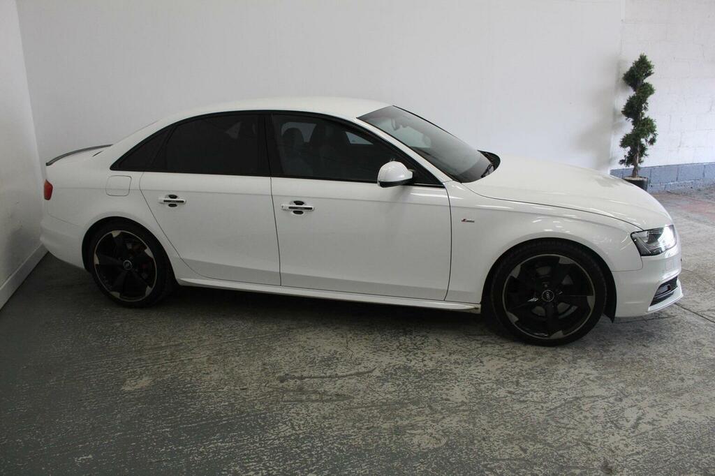 Audi A4 Saloon 2.0 Tdi Black Edition Multitronic Euro 5 S White #3