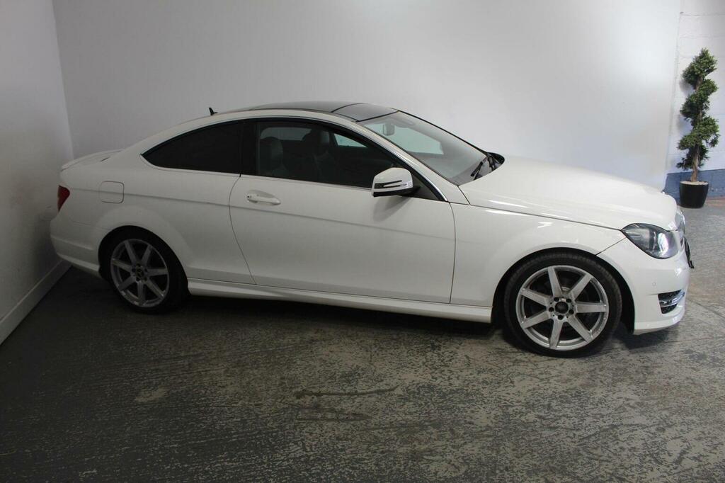 Mercedes-Benz C Class Coupe 2.1 C220 Cdi Amg Sport Edition G-tronic Eur BG64YZC White #3
