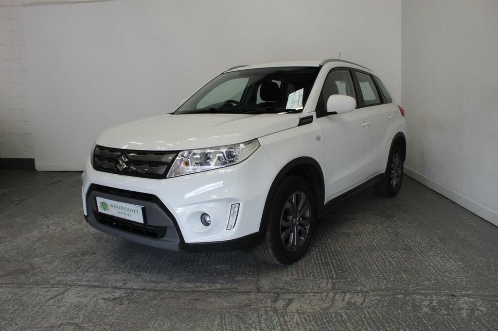 Suzuki Vitara Suv 1.6 Sz4 Euro 6 Ss 201818 DT18UJO White #2