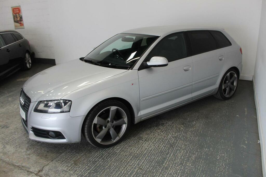 Audi A3 Hatchback 2.0 Tdi Black Edition Sportback Euro 5 Silver #4