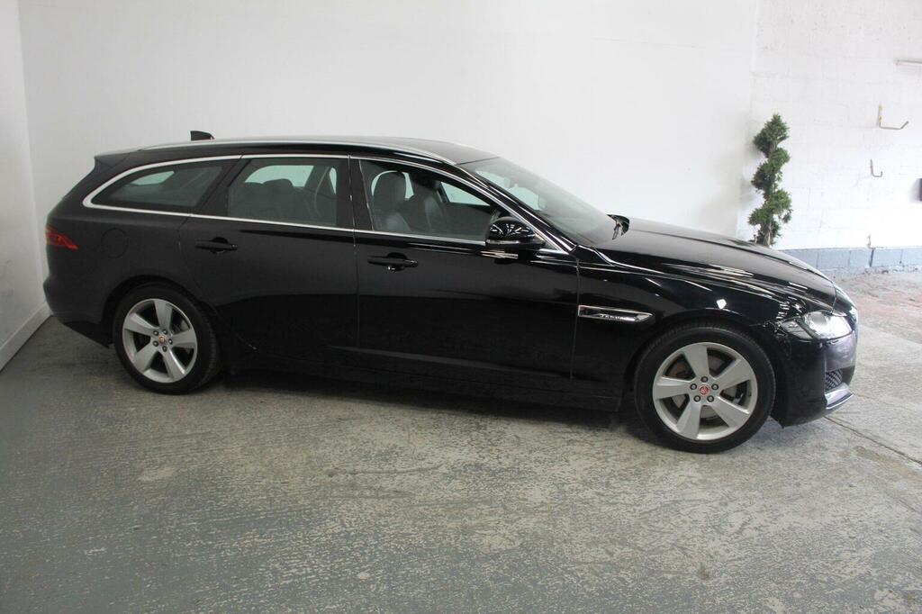 Jaguar XF Estate 2.0I Portfolio Sportbrake Euro 6 Ss SN19YNP Black #3