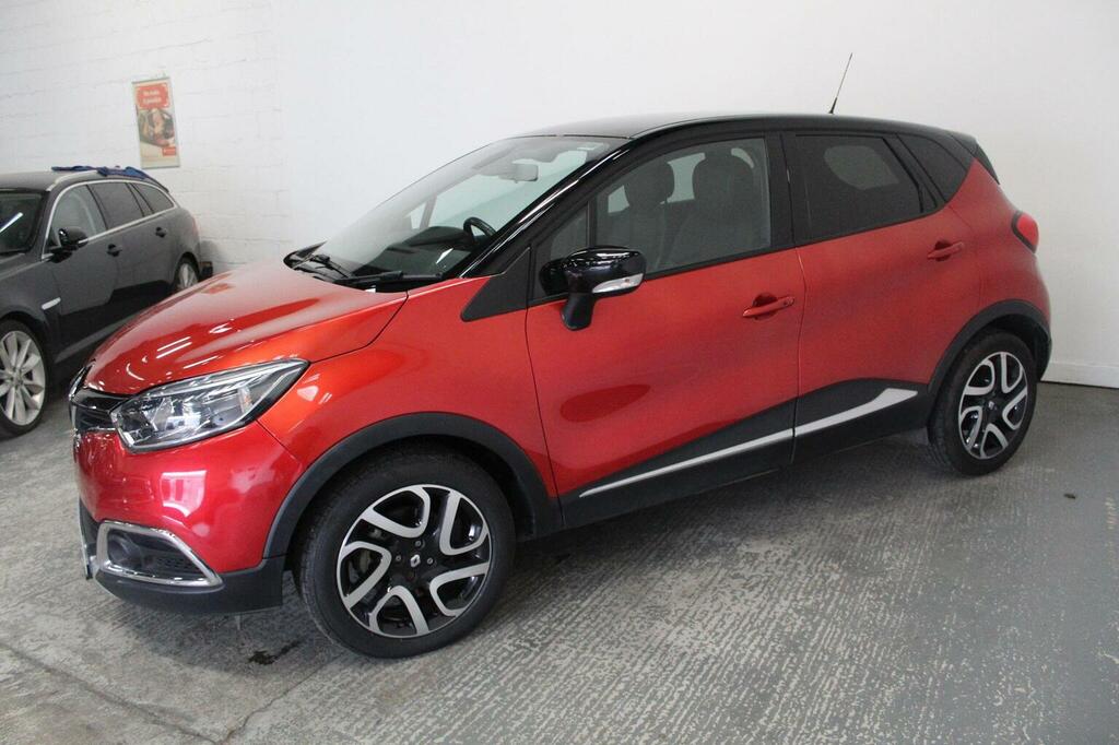 Renault Captur Suv 1.2 Tce Energy Signature Nav Euro 6 Ss BV65YGJ Red #4