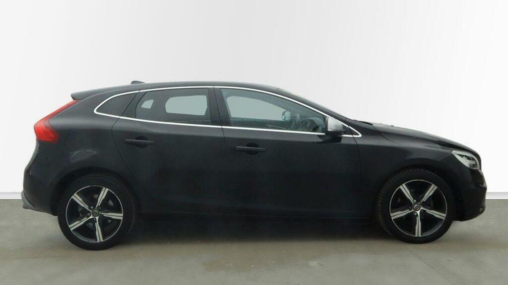 Volvo V40 Hatchback 2.0 D2 R-design Nav Plus Euro 6 Ss AJ17XKX Black #5