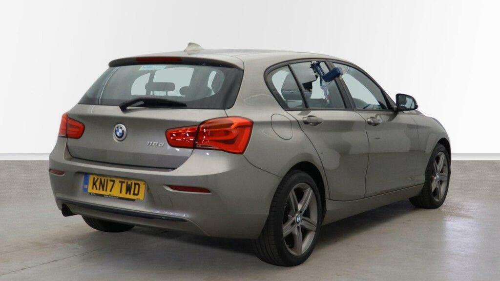 BMW 1 Series Hatchback 2.0 118D Sport Euro 6 Ss 201717 KN17TWD Silver #4