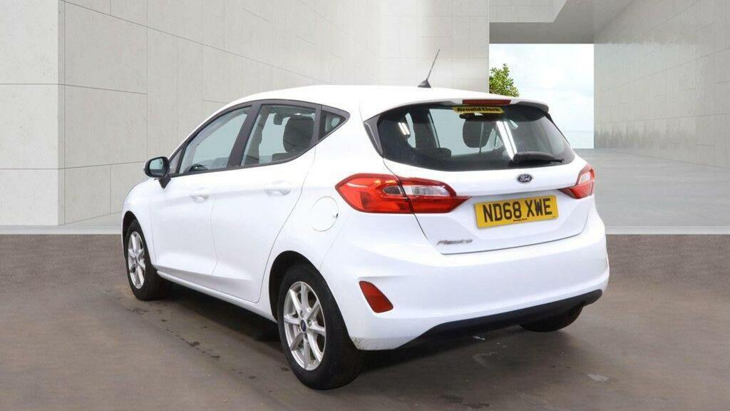 Ford Fiesta Hatchback 1.1 Ti-vct Zetec Euro 6 Ss 2018 ND68XWE White #3