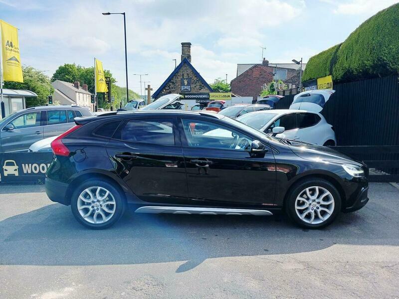 Volvo V40 2.0 D4 Pro Euro Black #2