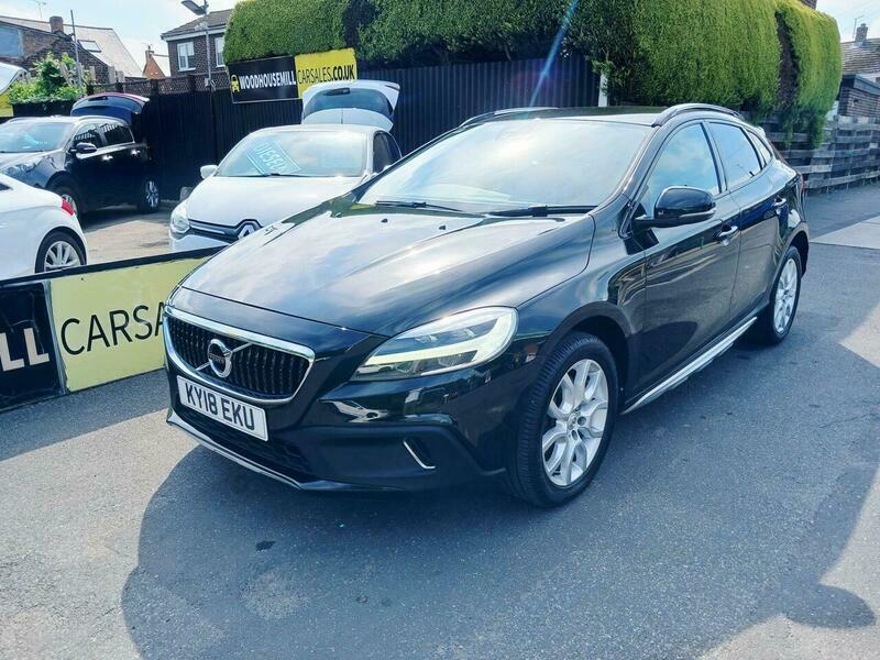 Volvo V40 2.0 D4 Pro Euro Black #4