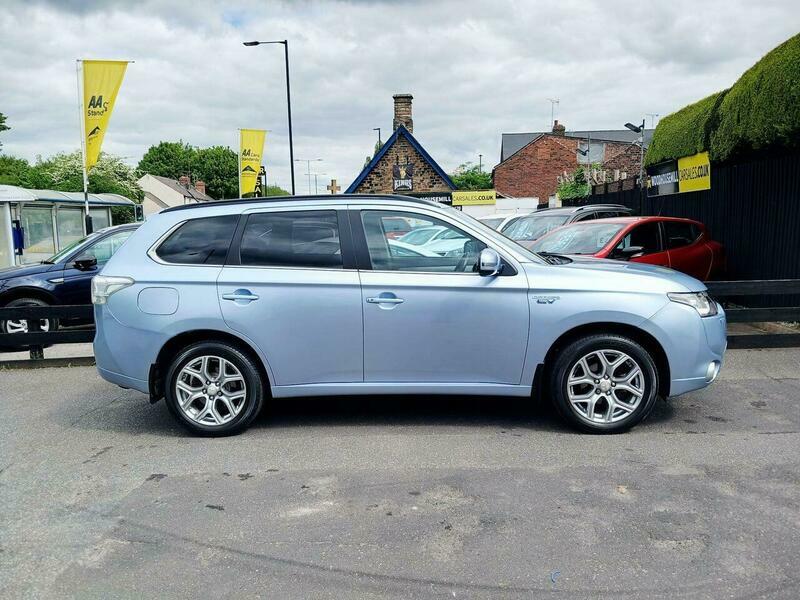 Mitsubishi Outlander 2.0H 12Kwh Gx4h Cvt NY64CFL Blue #2