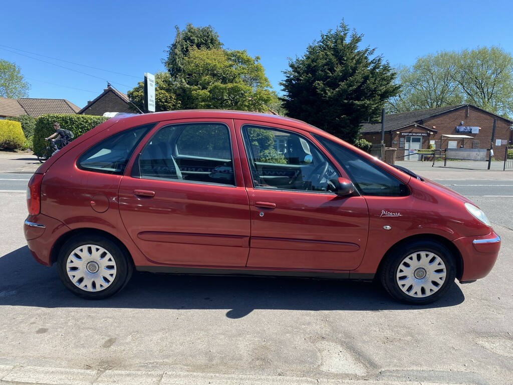 Citroen Xsara Picasso 1.6 Hdi Desire Silver #1