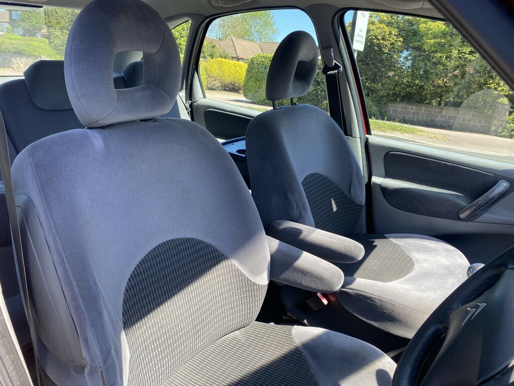 Citroen Xsara Picasso 1.6 Hdi Desire Silver #26