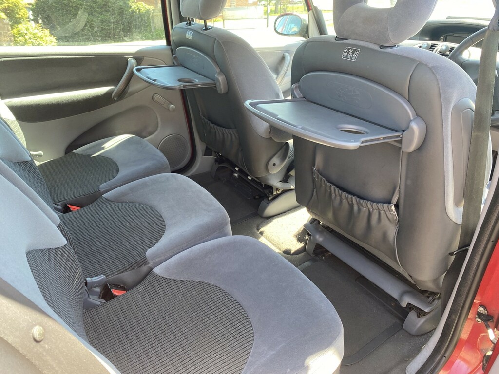 Citroen Xsara Picasso 1.6 Hdi Desire Silver #20