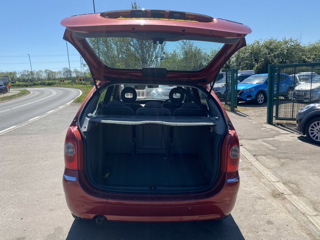Citroen Xsara Picasso 1.6 Hdi Desire Silver #8