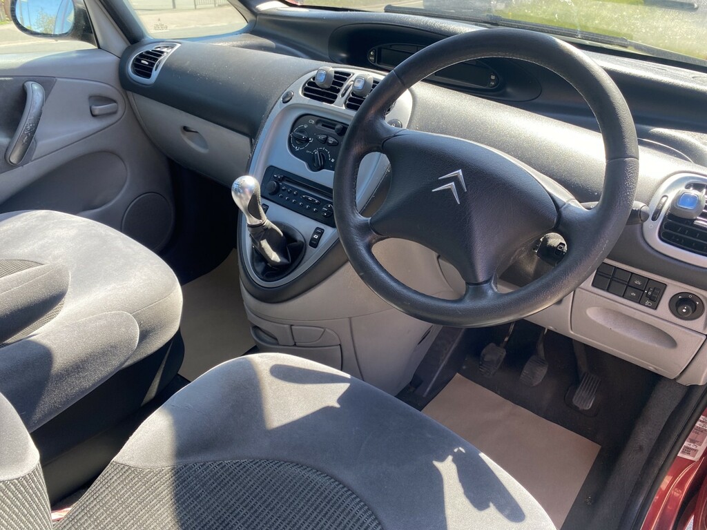 Citroen Xsara Picasso 1.6 Hdi Desire Silver #24