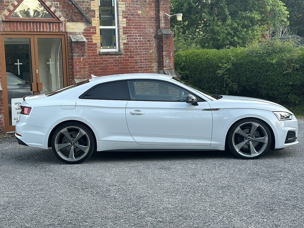 Audi A5 Coupe AP19VDT White #2