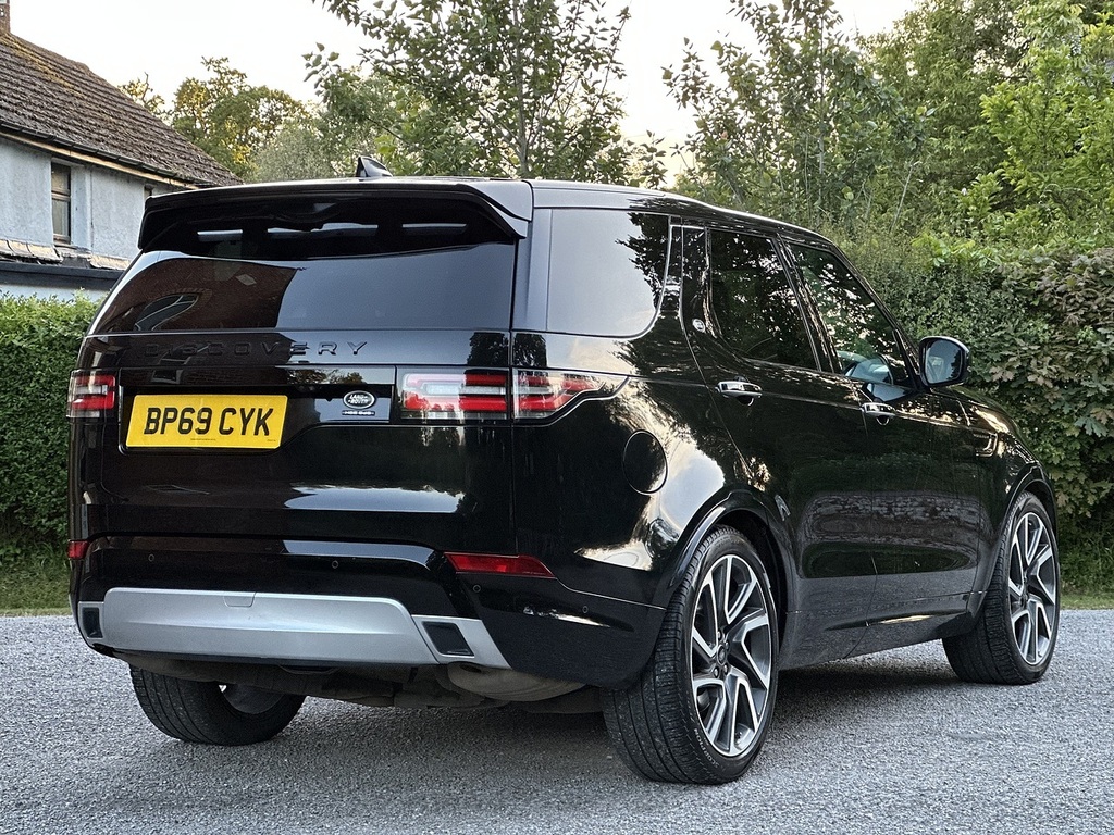 Land Rover Discovery Suv BP69CYK Black #3