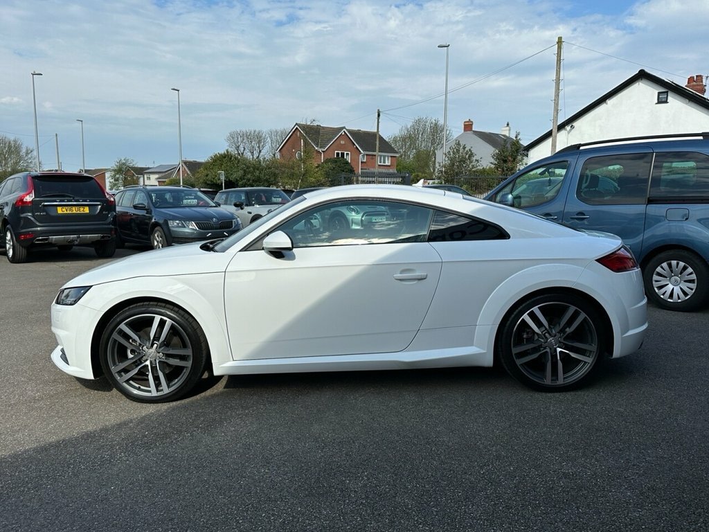 Audi TT 2018 2.0 Tfsi S Line Coupe S Tronic Qua RJ18YRU White #4