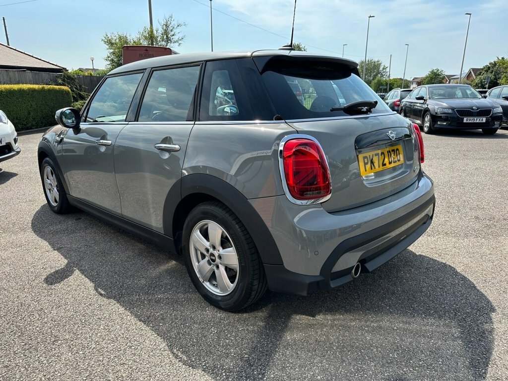 Mini Hatch 2022 1.5 Cooper Classic Hatchback Stept PK72DZO Grey #5
