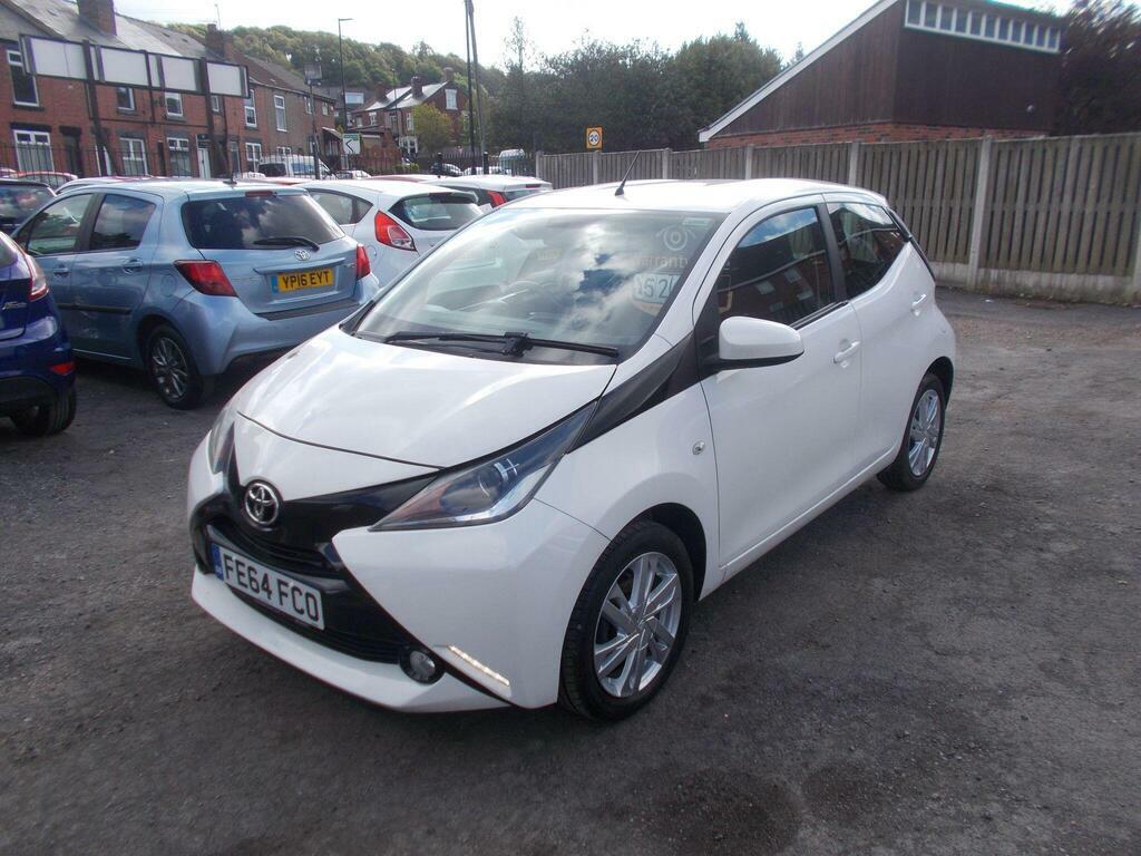 Toyota Aygo 1.0 Vvt-i X-pression Euro 5 FE64FCO White #3