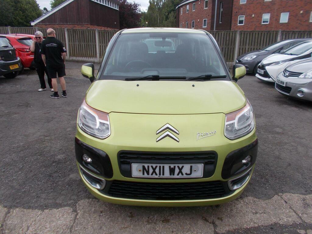 Citroen C3 Picasso 1.6 Hdi Vtr Euro 5 NX11WXJ Green #2