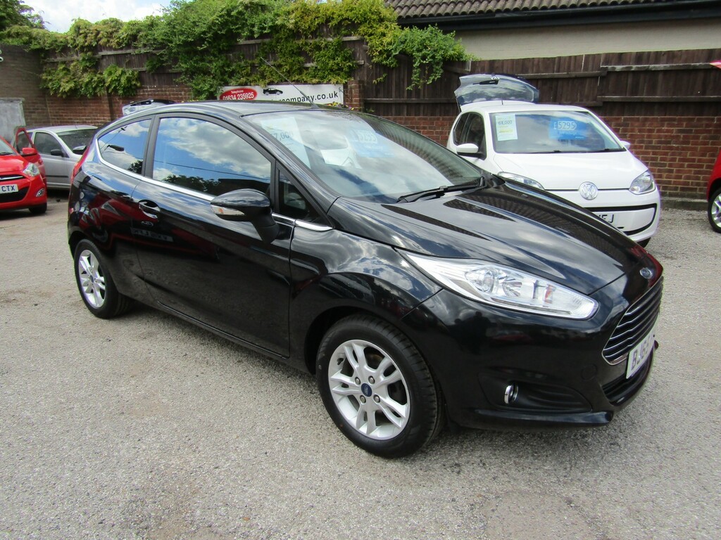 Ford Fiesta 1.25 Zetec One Former Keeper Only 67 000 Miles. Se Black