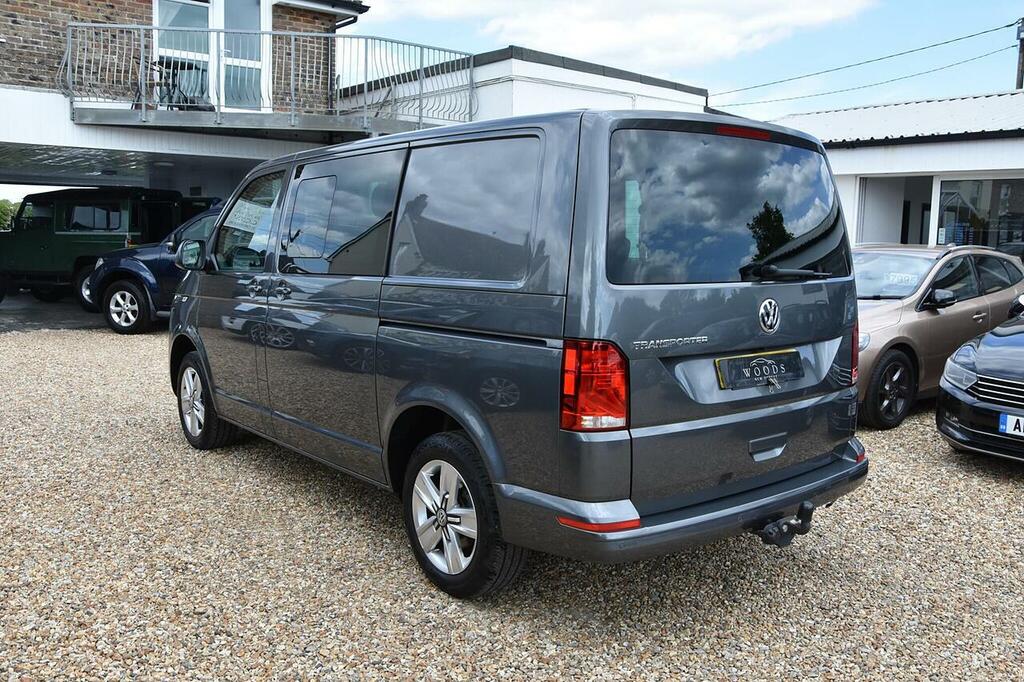 Volkswagen Transporter 2.0 Tdi T32 Highline Kombi Dsg Fwd Swb Euro 6 Ss NJ24ODY Grey #6