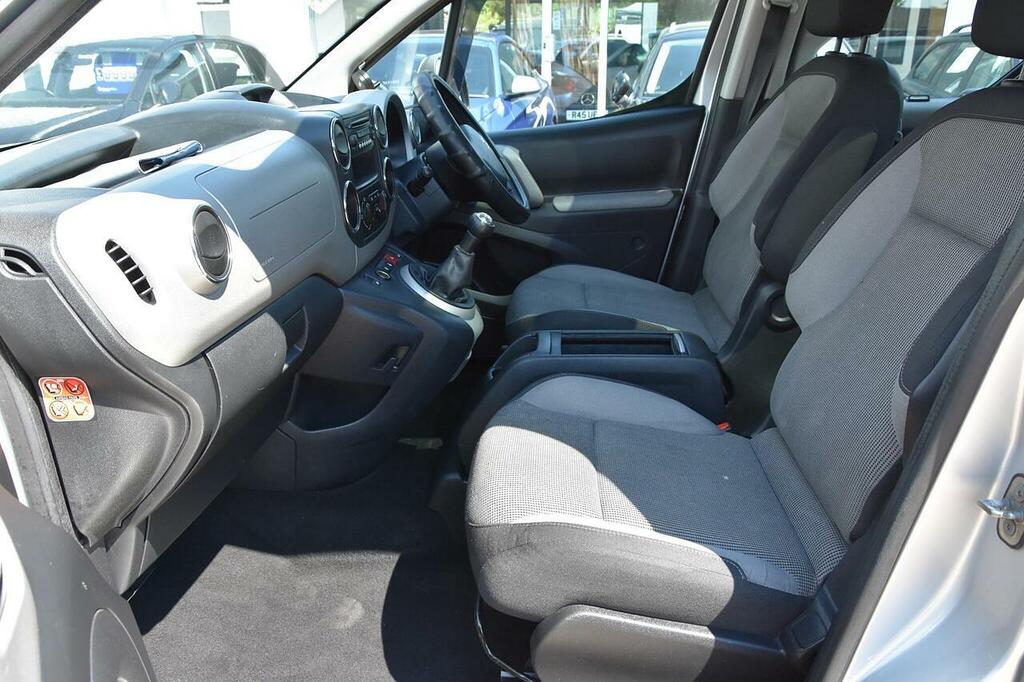 Peugeot Partner Tepee 1.6 Hdi 8V Red #18