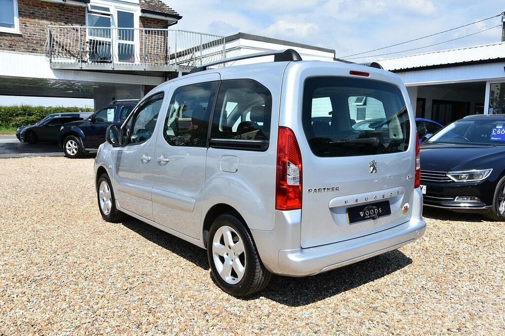 Peugeot Partner Tepee 1.6 Hdi Tepee Family Silver #6