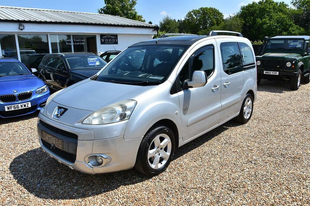 Peugeot Partner Tepee 1.6 Hdi 8V Red #7