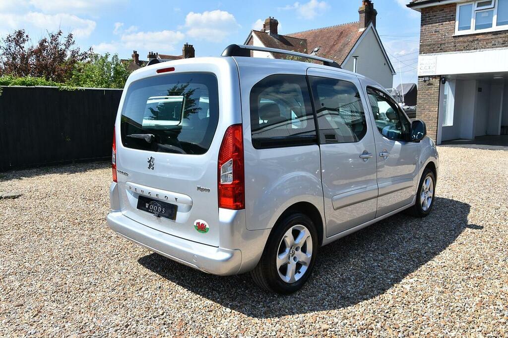 Peugeot Partner Tepee 1.6 Hdi Tepee Family Silver #4