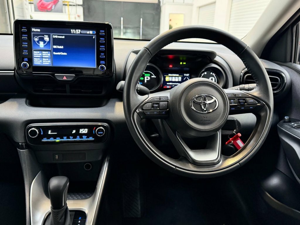 Toyota Yaris 1.5L Design MW23VFZ Red #3