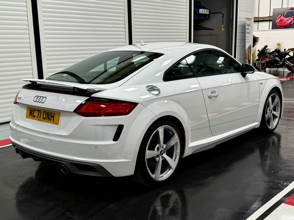 Audi TT 2L S Line MC71ONH White #5