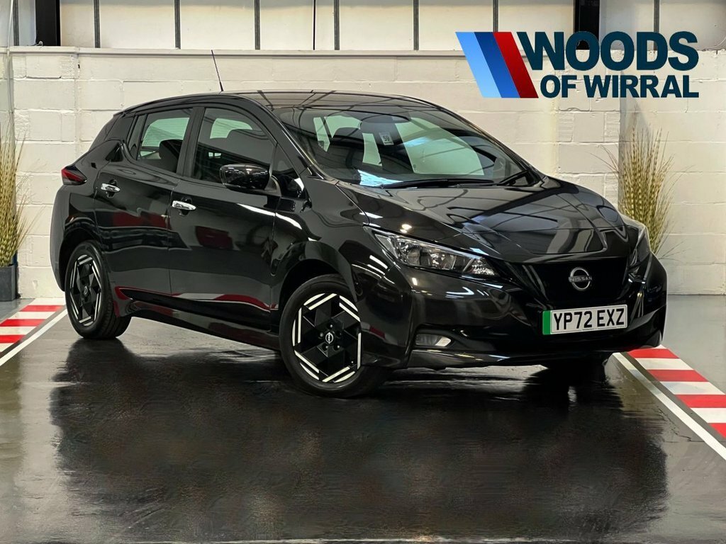 Nissan Leaf Hatchback Black