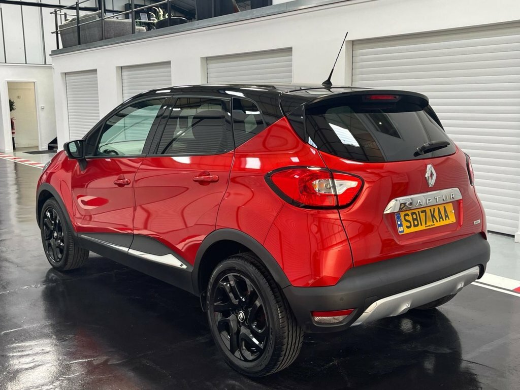Renault Captur 1.5L Signature Nav SB17KAA Red #2